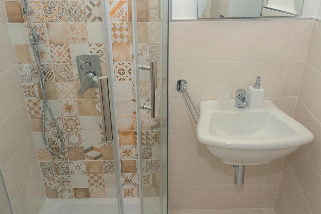 Rooms 19 - Rooms And Breakfast Παλέρμο Εξωτερικό φωτογραφία
